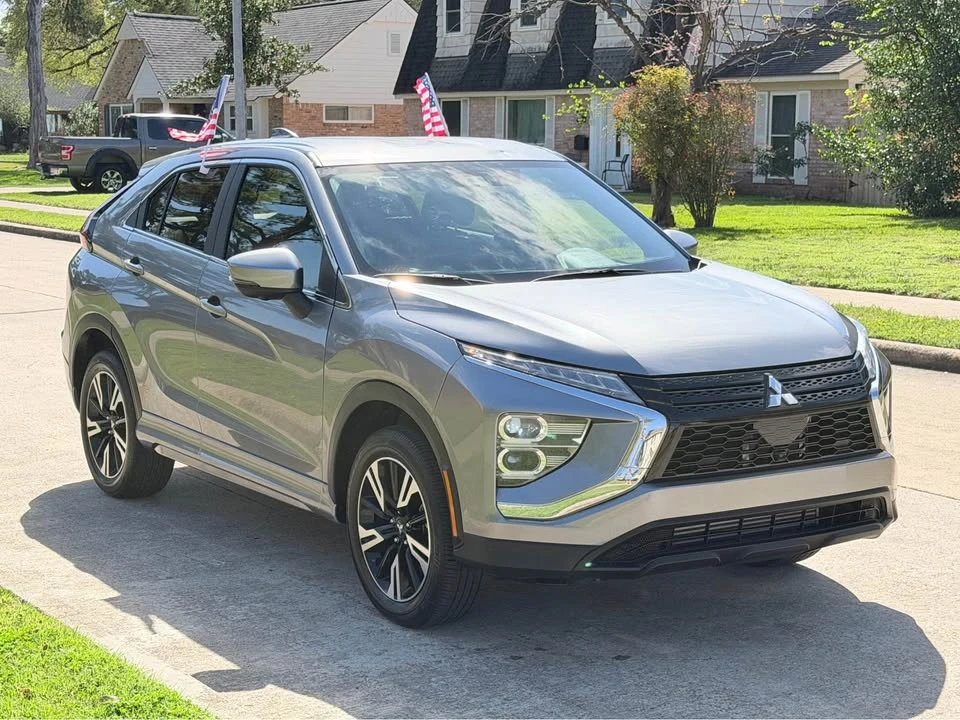 2025 Mitsubishi Eclipse Cross - Image 3 of 5
