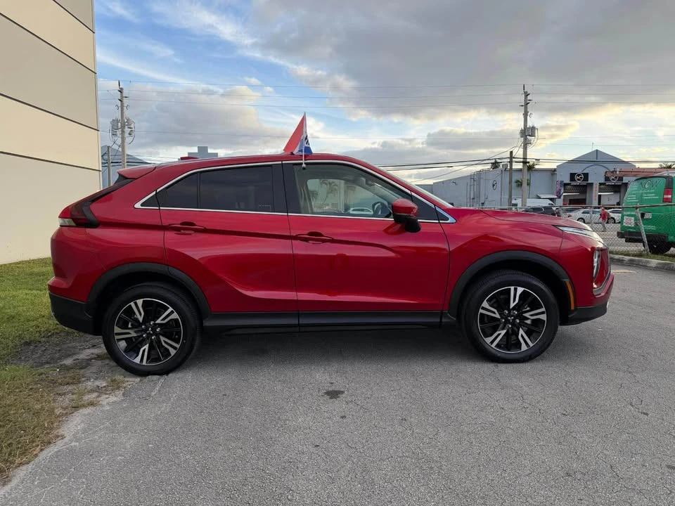 2025 Mitsubishi Eclipse Cross - Image 4 of 6