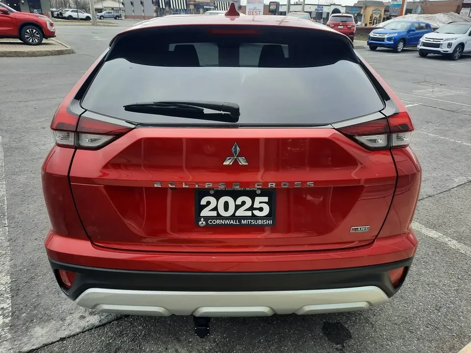 2025 Mitsubishi Eclipse Cross - Image 3 of 20