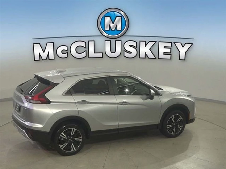 2025 Mitsubishi Eclipse Cross - Image 4 of 10