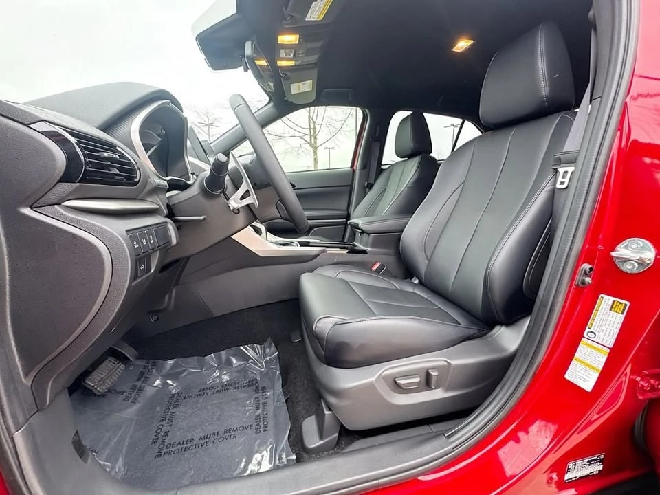 2025 Mitsubishi Eclipse Cross - Image 19 of 20