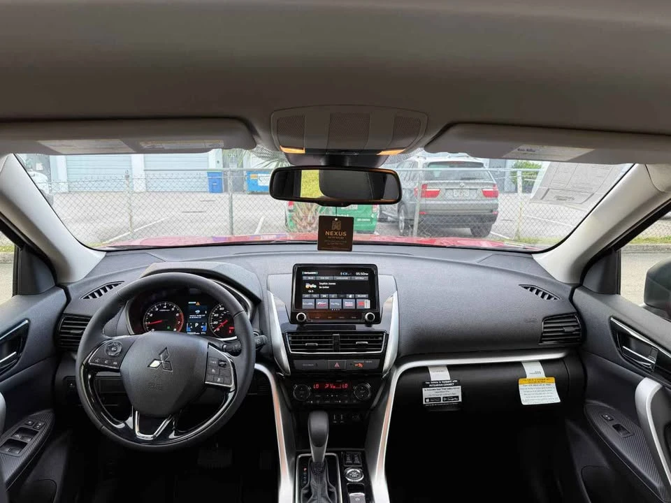 2025 Mitsubishi Eclipse Cross - Image 5 of 5