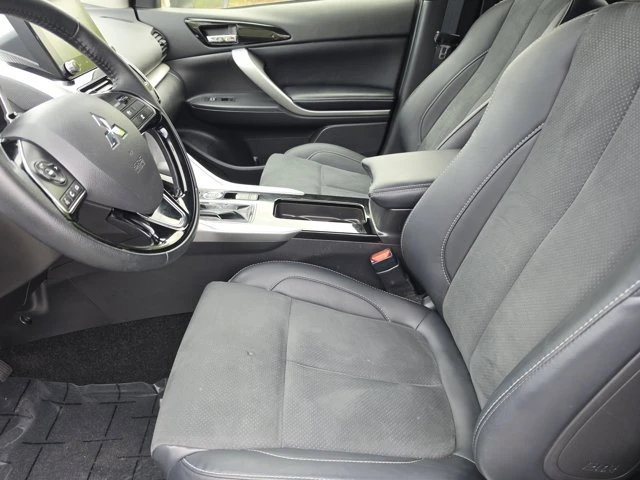 2025 Mitsubishi Eclipse Cross - Image 6 of 15