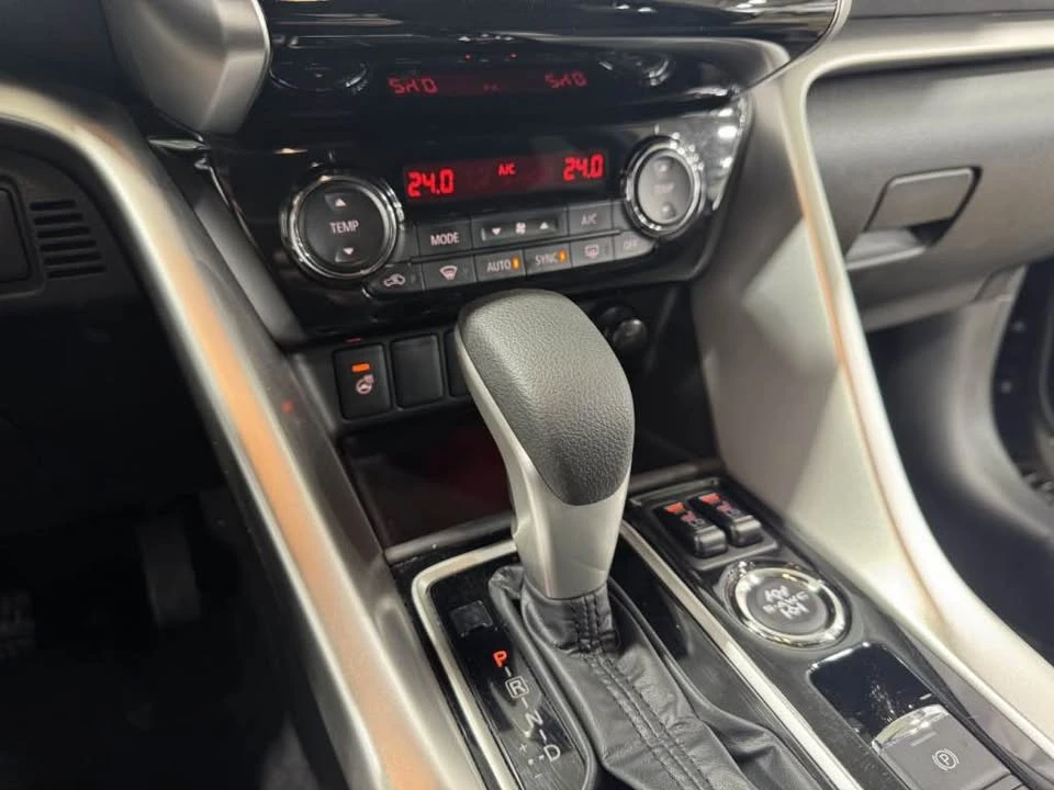 2025 Mitsubishi Eclipse Cross - Image 10 of 11