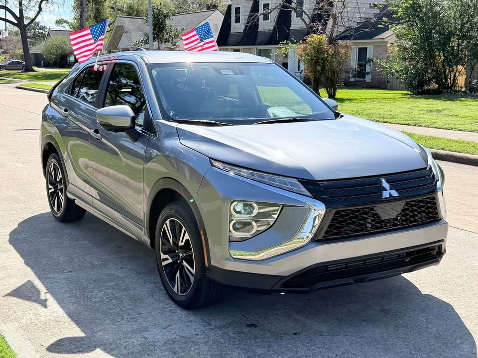 2025 Mitsubishi Eclipse Cross - Image 3 of 5