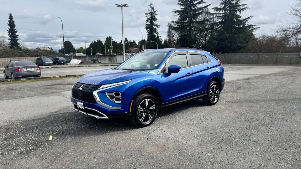 2025 Mitsubishi Eclipse Cross - Image 3 of 19