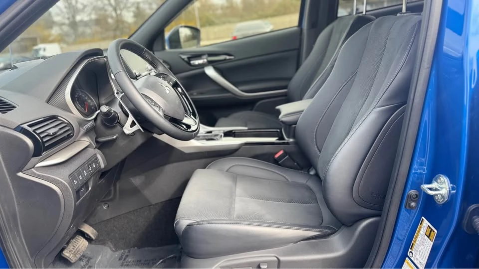2025 Mitsubishi Eclipse Cross - Image 14 of 19