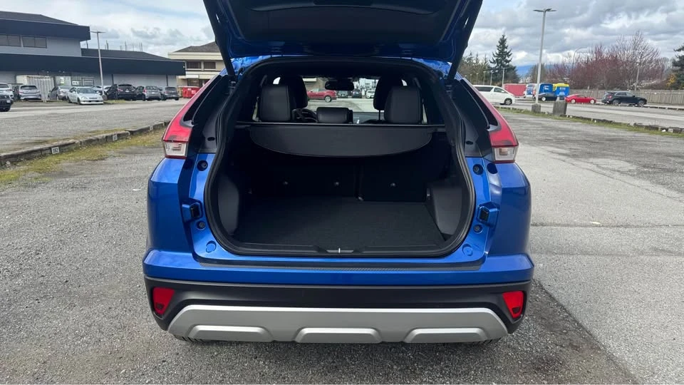 2025 Mitsubishi Eclipse Cross - Image 8 of 19