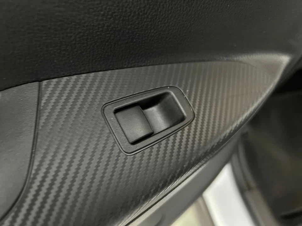 2025 Mitsubishi Eclipse Cross - Image 17 of 20