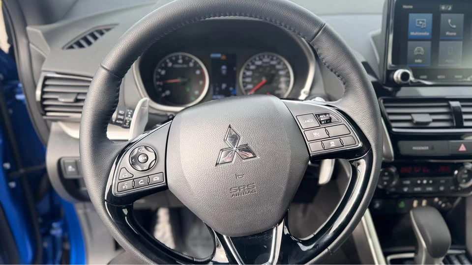 2025 Mitsubishi Eclipse Cross - Image 15 of 19