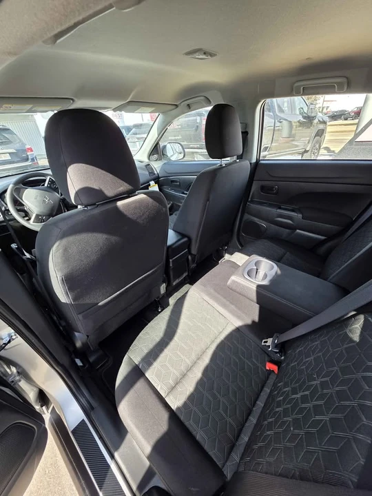 2025 Mitsubishi Eclipse Cross - Image 7 of 7
