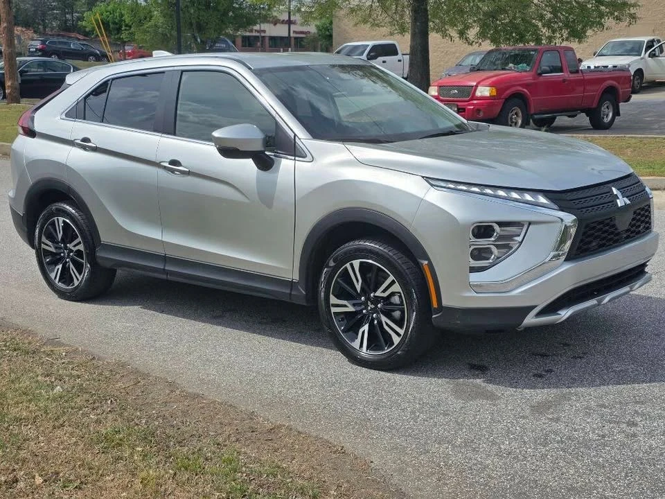 2025 Mitsubishi Eclipse Cross - Image 7 of 20