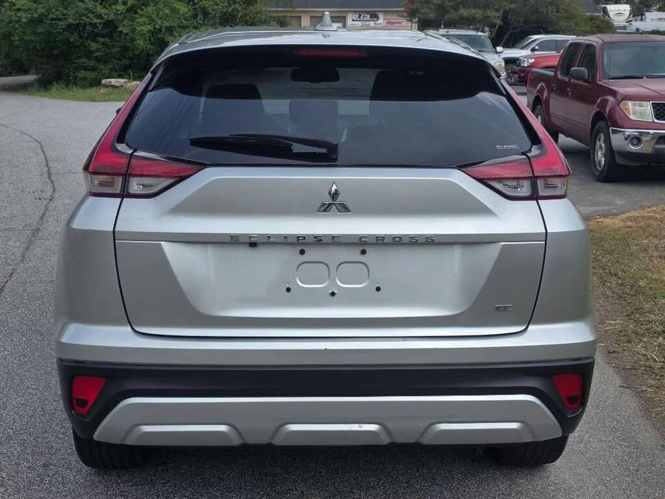 2025 Mitsubishi Eclipse Cross - Image 4 of 20
