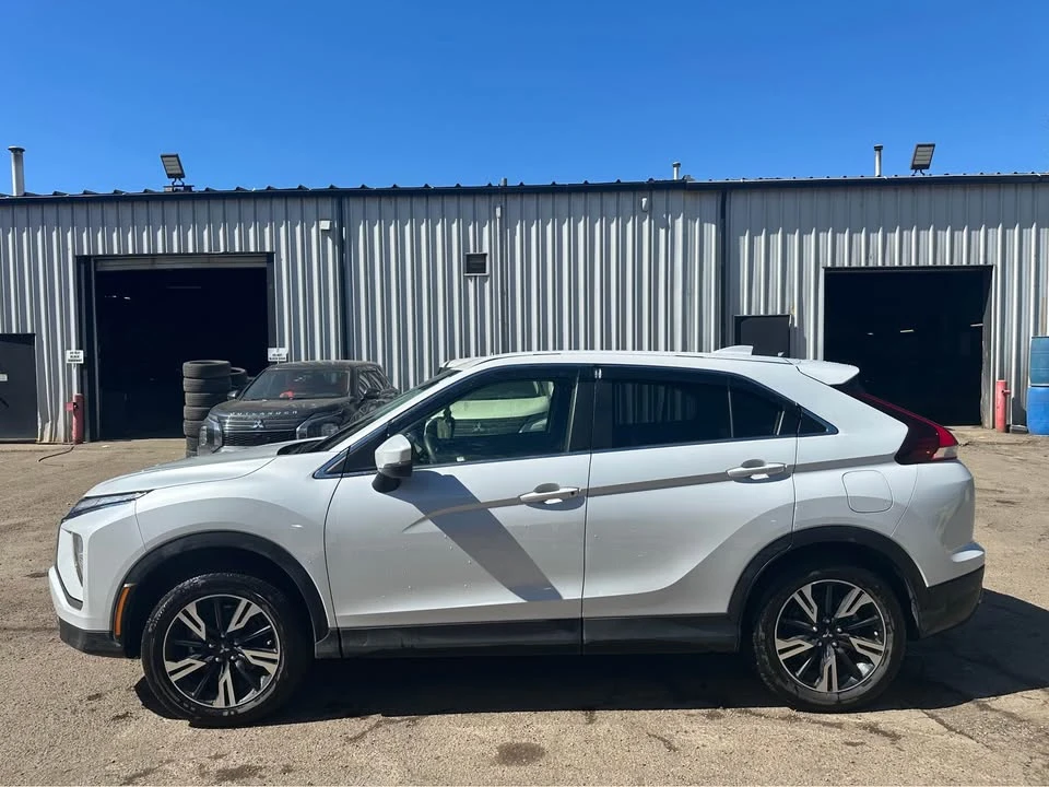 2025 Mitsubishi Eclipse Cross - Image 6 of 11