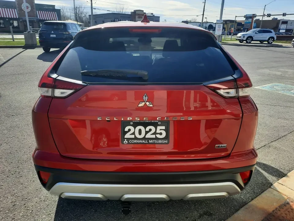 2025 Mitsubishi Eclipse Cross - Image 6 of 13