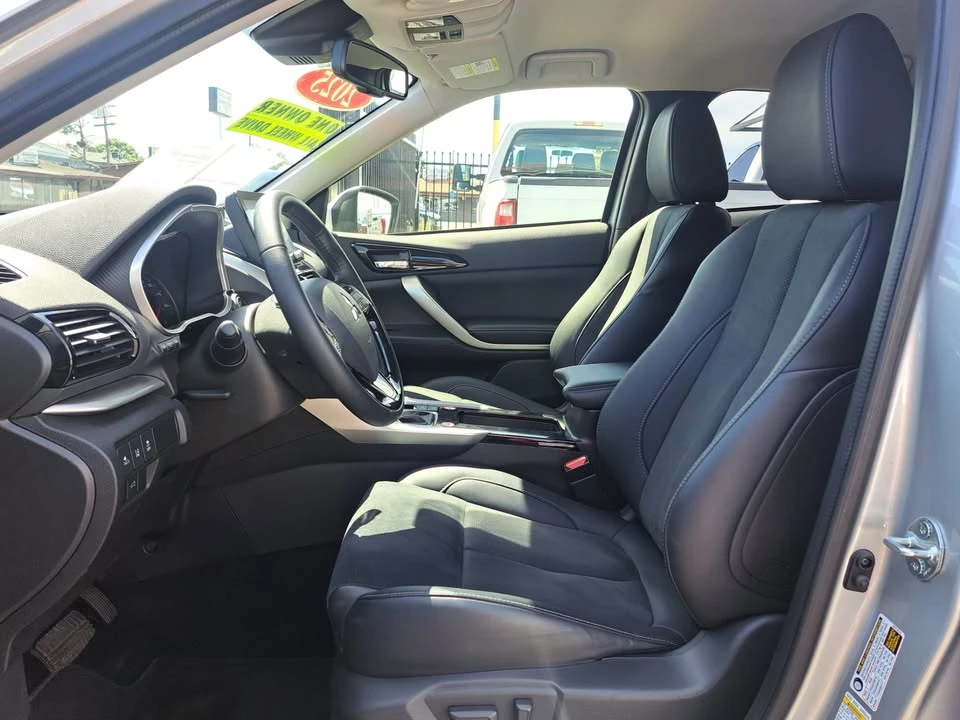 2025 Mitsubishi Eclipse Cross - Image 4 of 18