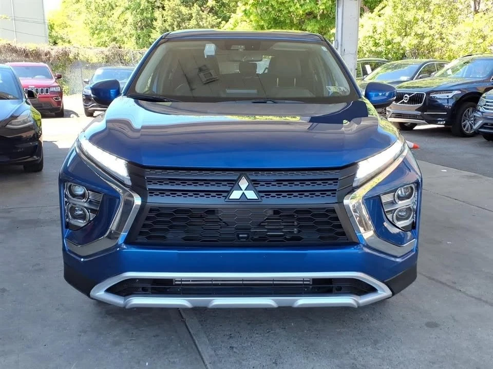 2025 Mitsubishi Eclipse Cross - Image 7 of 19