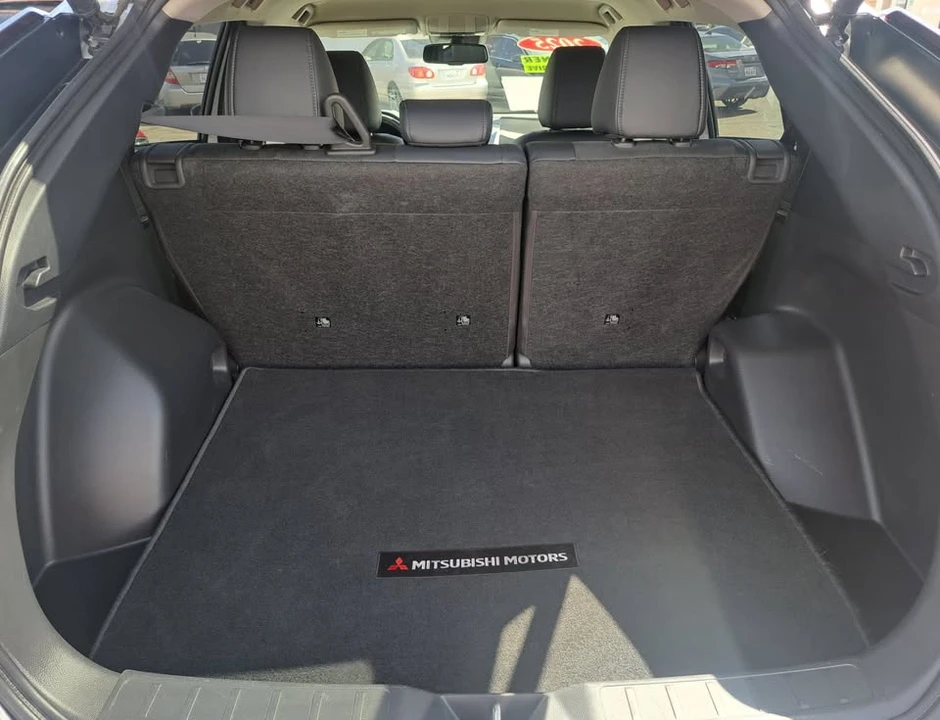 2025 Mitsubishi Eclipse Cross - Image 18 of 18