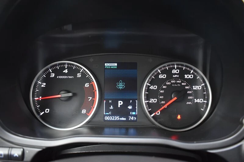 2025 Mitsubishi Eclipse Cross - Image 18 of 19