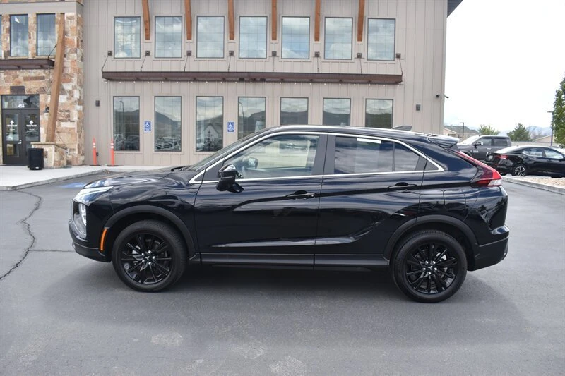 2025 Mitsubishi Eclipse Cross - Image 3 of 19