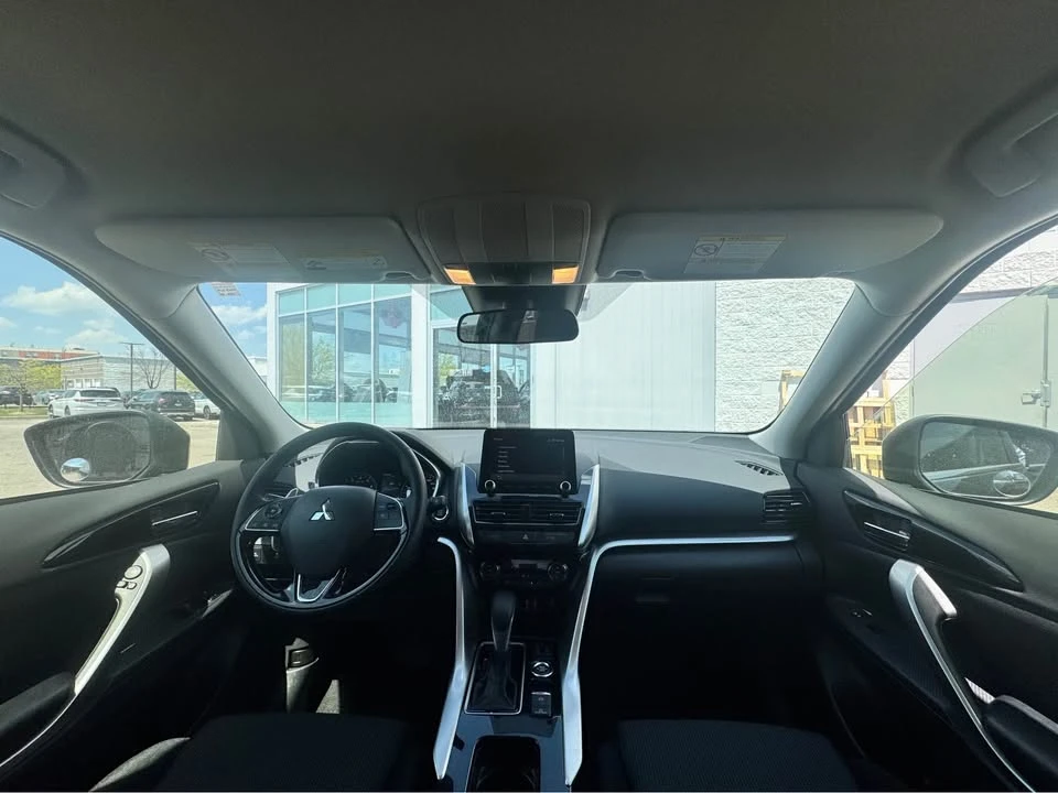 2025 Mitsubishi Eclipse Cross - Image 5 of 12