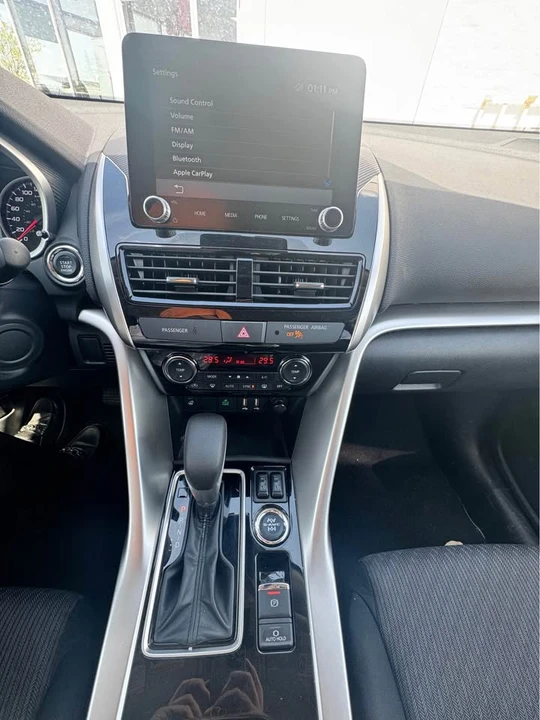 2025 Mitsubishi Eclipse Cross - Image 10 of 12