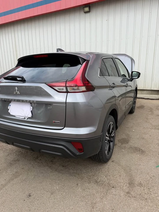 2025 Mitsubishi Eclipse Cross - Image 6 of 20