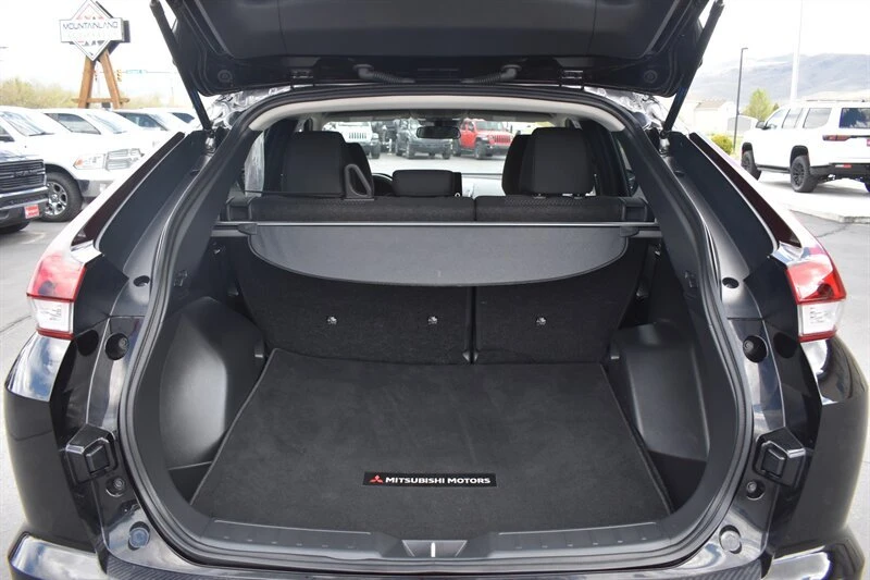2025 Mitsubishi Eclipse Cross - Image 7 of 19