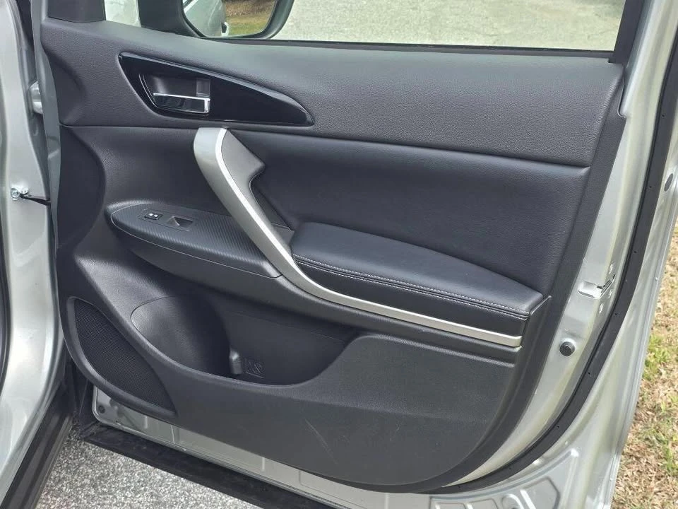 2025 Mitsubishi Eclipse Cross - Image 16 of 20