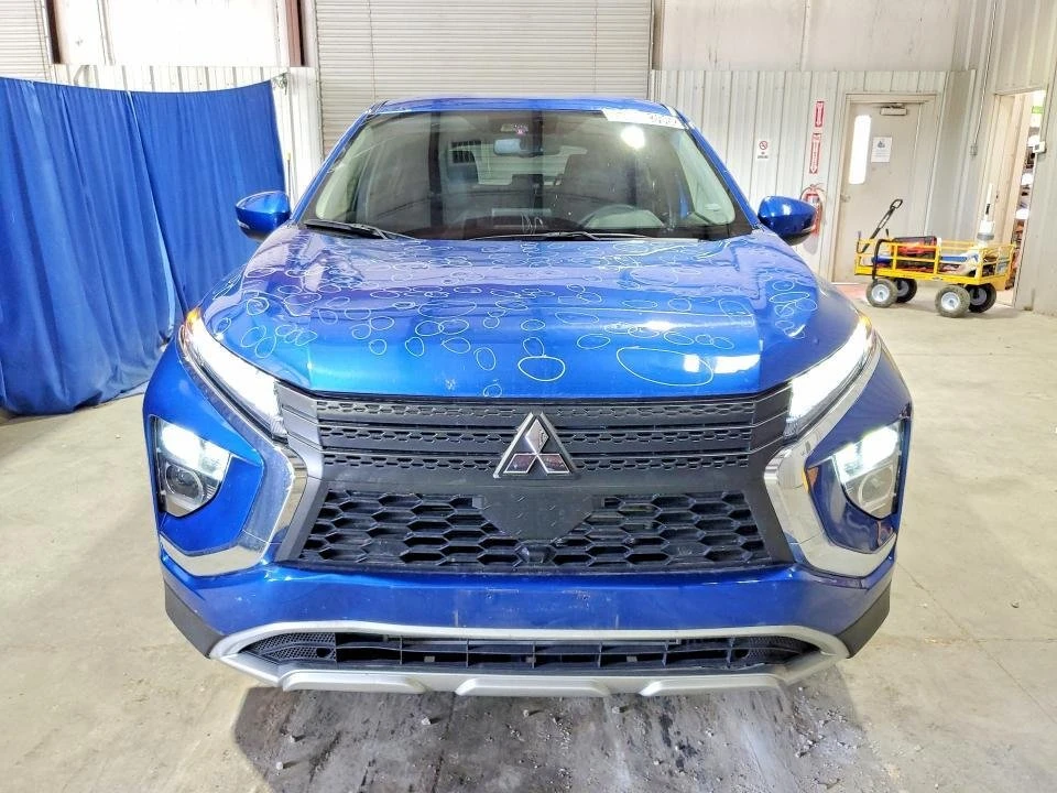 2025 Mitsubishi Eclipse Cross - Image 5 of 13