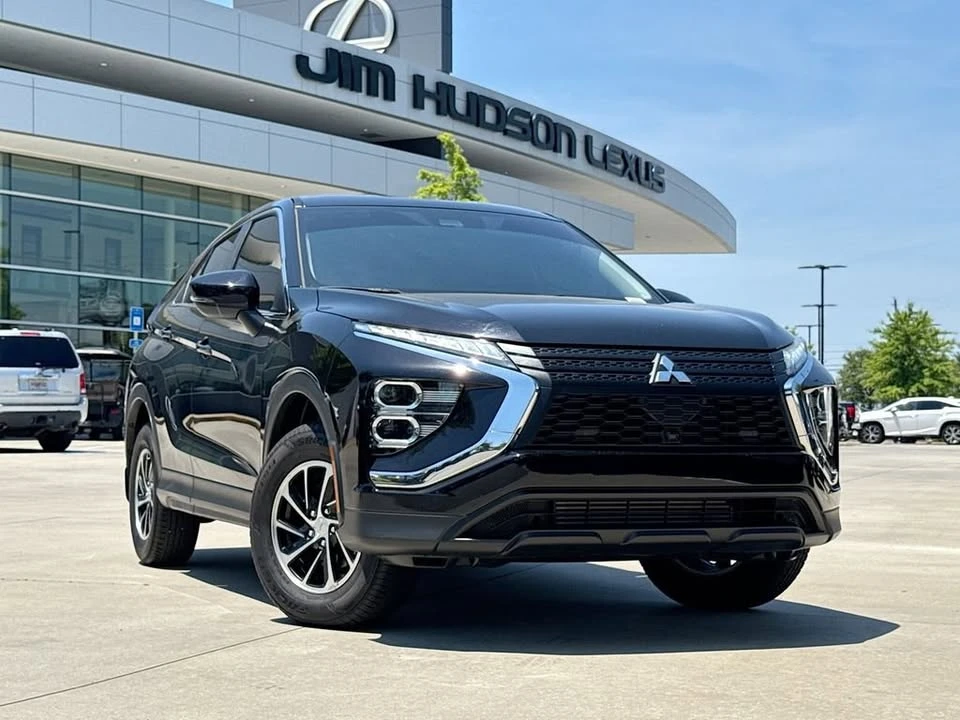 2025 Mitsubishi Eclipse Cross - Image 2 of 20