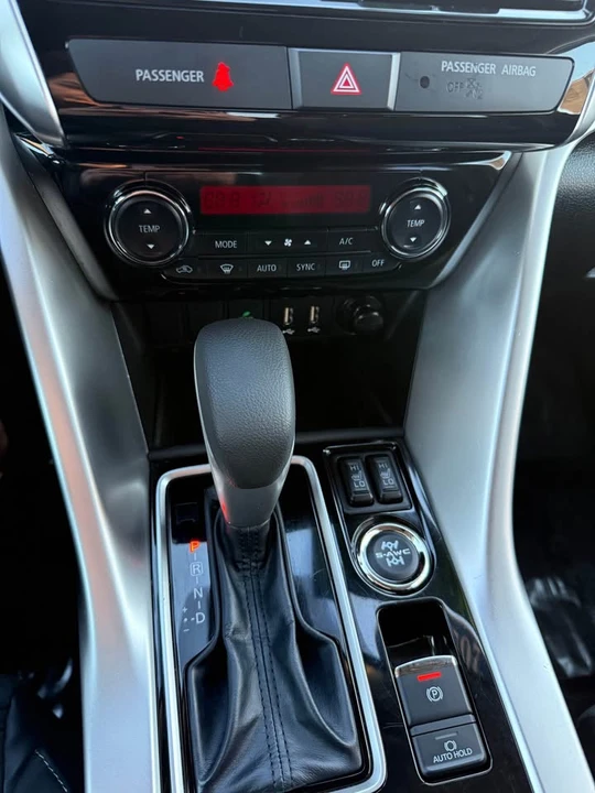 2025 Mitsubishi Eclipse Cross - Image 8 of 9
