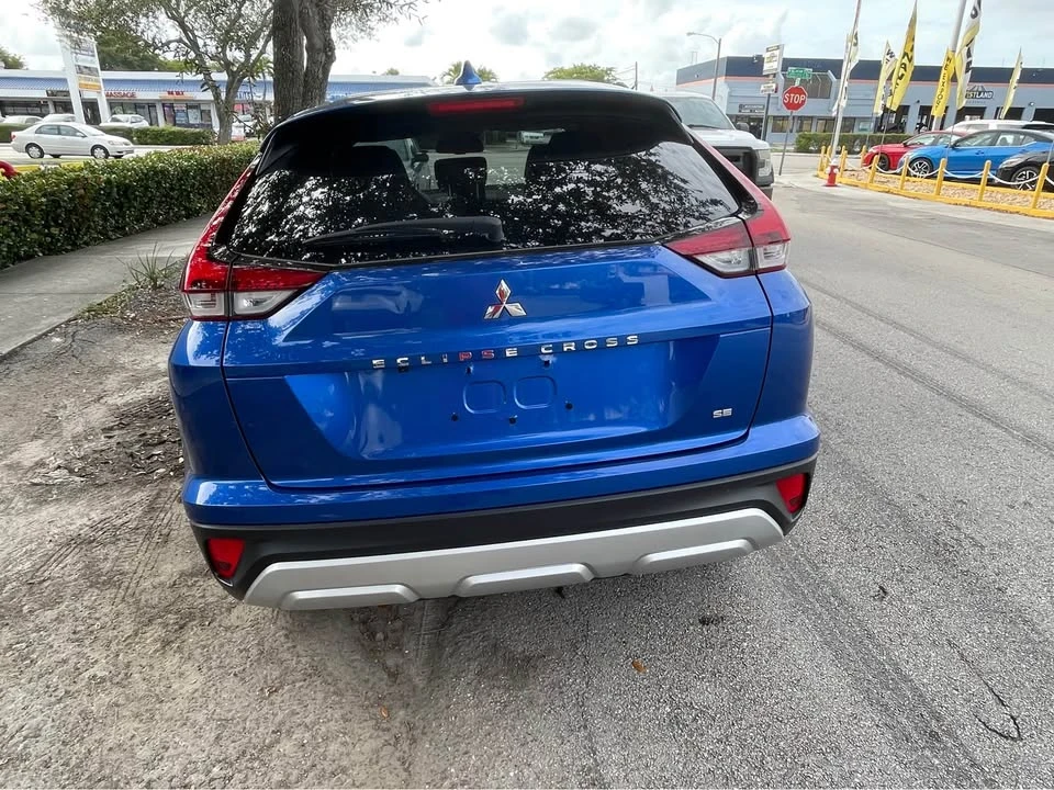 2025 Mitsubishi Eclipse Cross - Image 3 of 18