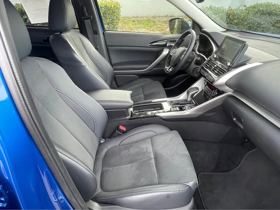 2025 Mitsubishi Eclipse Cross - Image 8 of 18