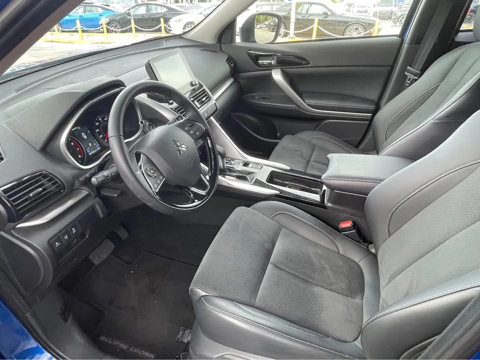 2025 Mitsubishi Eclipse Cross - Image 10 of 18