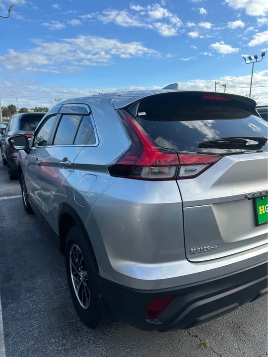 2025 Mitsubishi Eclipse Cross - Image 5 of 10
