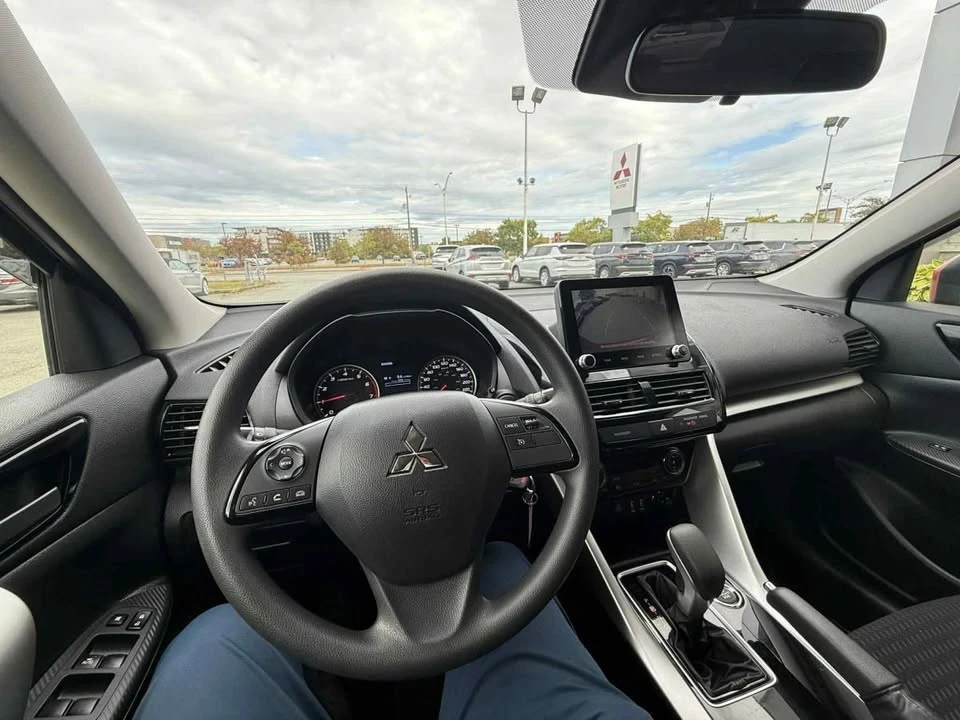 2025 Mitsubishi Eclipse Cross - Image 10 of 10