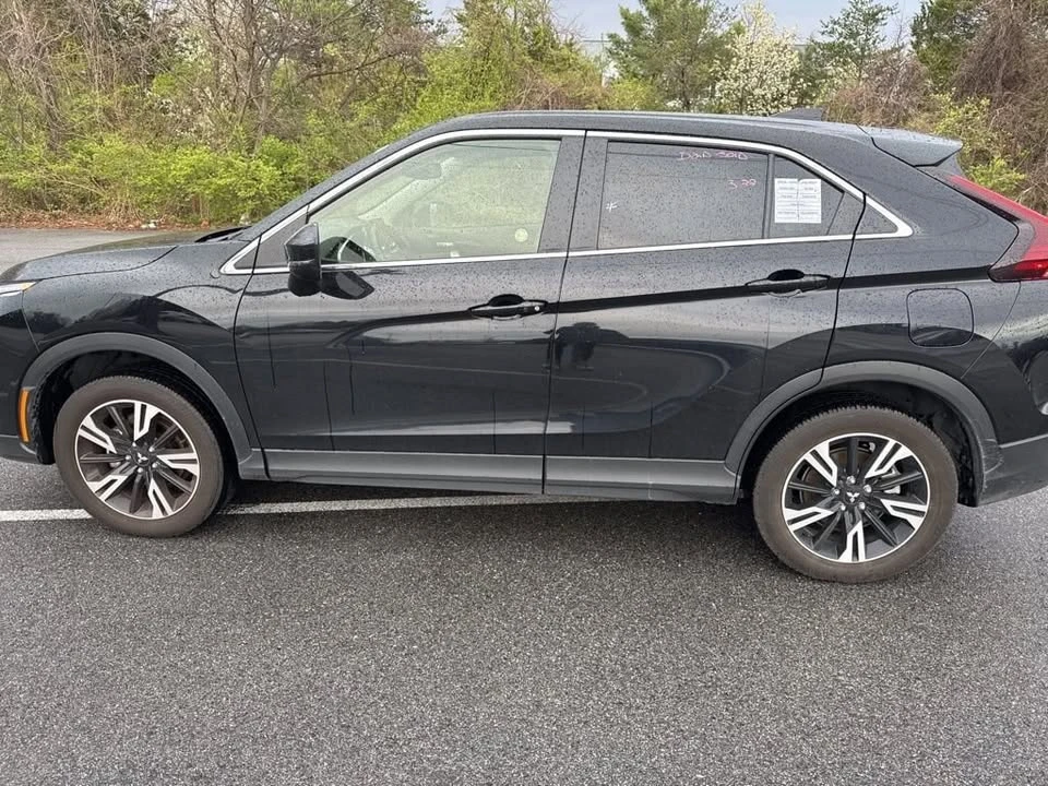 2025 Mitsubishi Eclipse Cross - Image 6 of 19