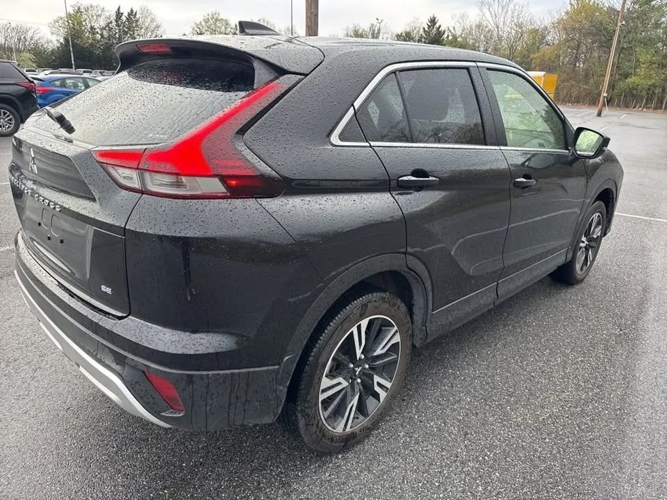 2025 Mitsubishi Eclipse Cross - Image 3 of 19