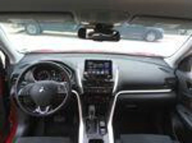 2025 Mitsubishi Eclipse Cross - Image 2 of 3