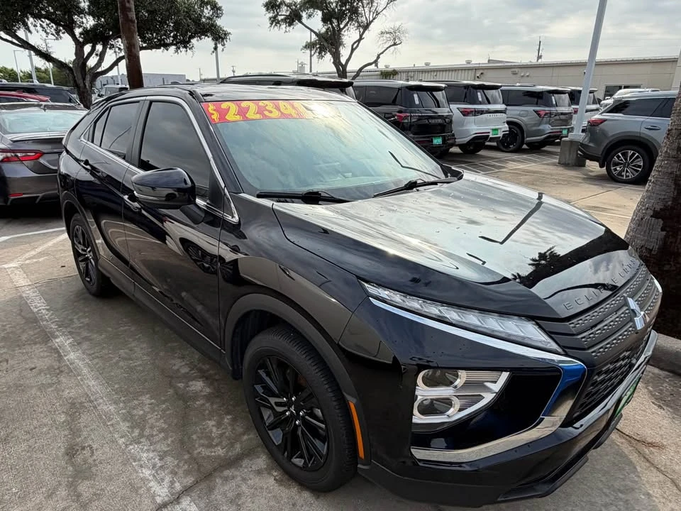 2025 Mitsubishi Eclipse Cross - Image 2 of 7