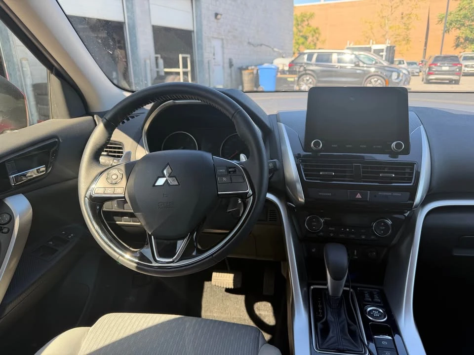 2025 Mitsubishi Eclipse Cross - Image 9 of 13