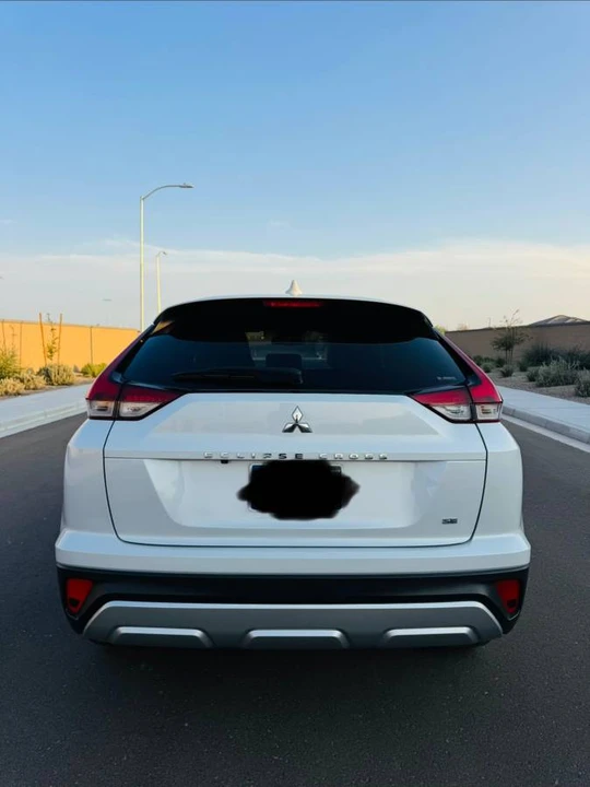 2025 Mitsubishi Eclipse Cross - Image 4 of 12