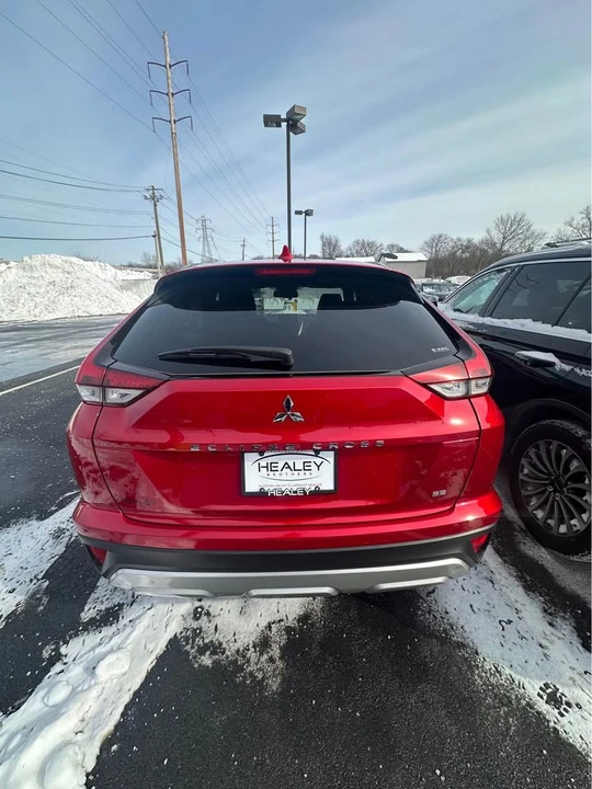 2025 Mitsubishi Eclipse Cross - Image 4 of 9