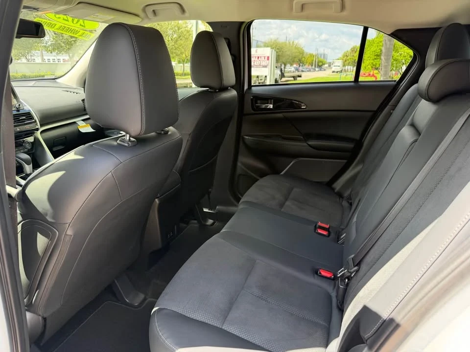 2025 Mitsubishi Eclipse Cross - Image 6 of 12