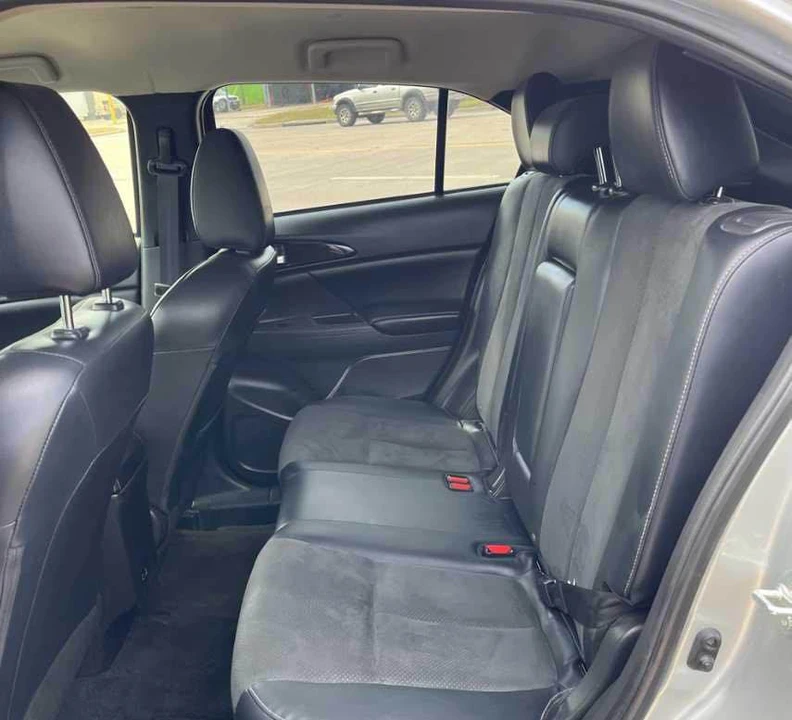 2025 Mitsubishi Eclipse Cross - Image 6 of 6