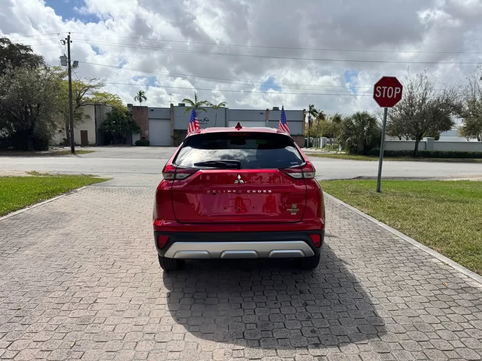 2025 Mitsubishi Eclipse Cross - Image 5 of 15