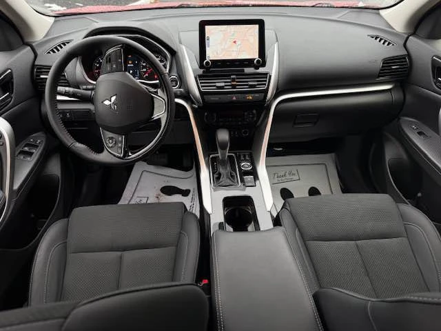 2025 Mitsubishi Eclipse Cross - Image 12 of 19
