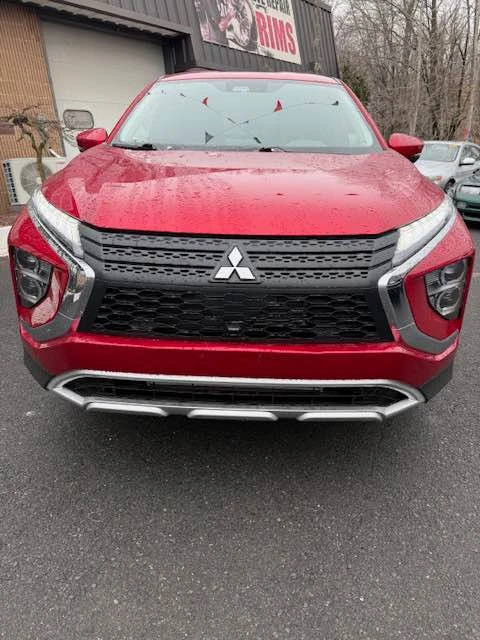 2025 Mitsubishi Eclipse Cross - Image 2 of 19