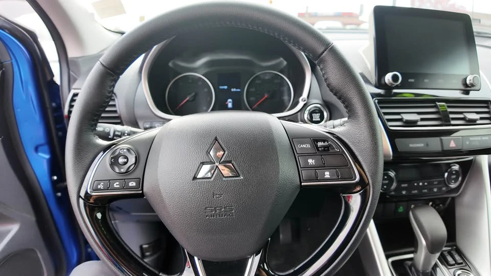 2025 Mitsubishi Eclipse Cross - Image 10 of 20